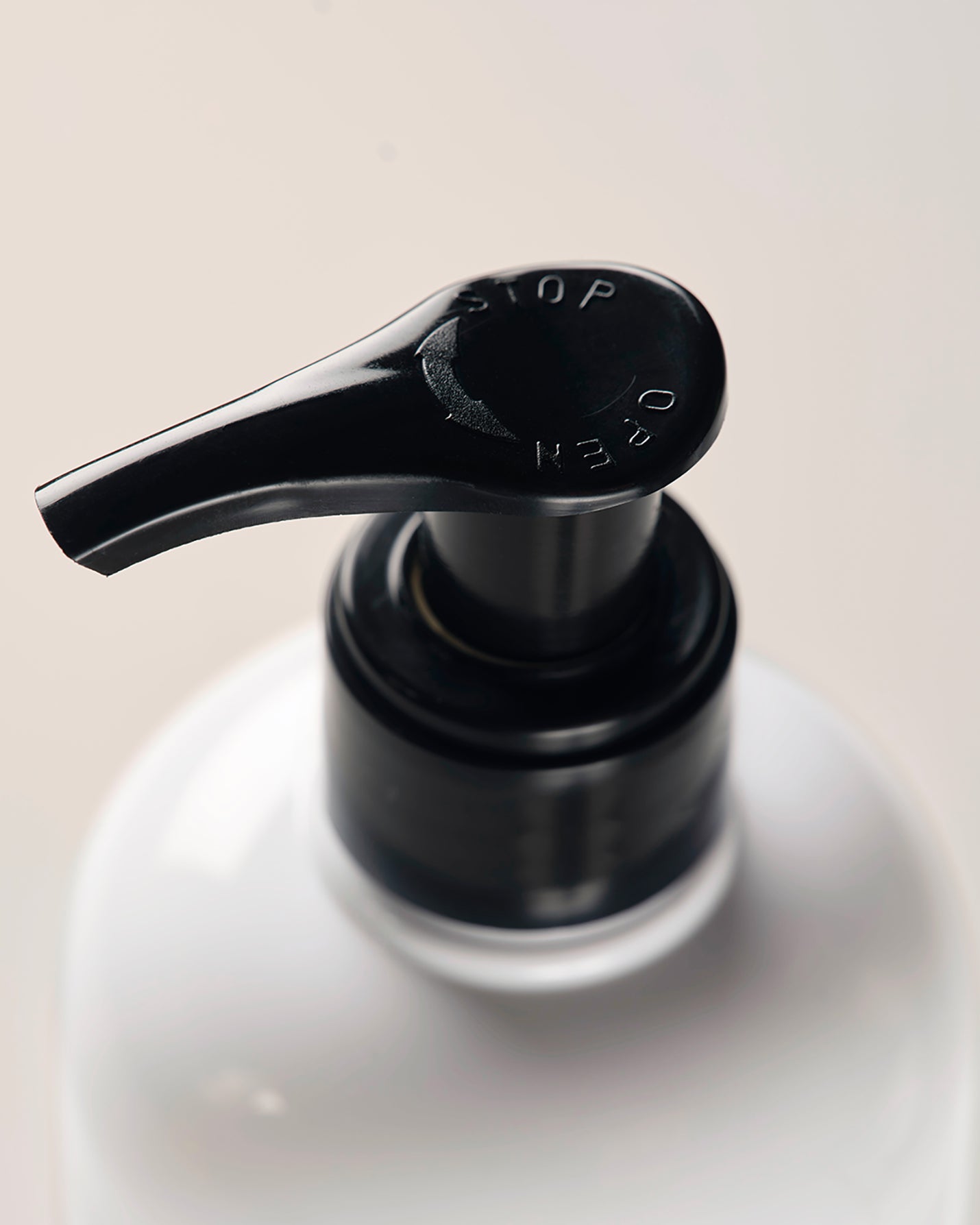 mati-re-premi-re-santal-austral-eau-de-parfum image 2